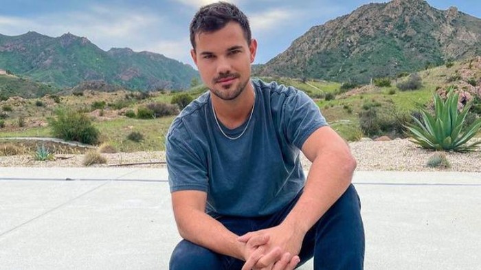 Taylor Lautner Ungkap Alami Masalah Citra Tubuh Setelah Twilight Berakhir