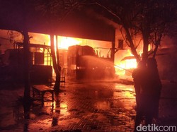 Pasar Karangketug Kota Pasuruan Terbakar Hebat