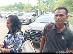 Tiba di Bandara Jambi, Ortu Yosua Menuju Jakarta Hadiri Sidang Vonis Sambo Cs