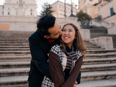 img-title Terpopuler: Sosok Mertua Kiky Saputri hingga Pendaftaran Cerai Ferry Irawan & Venna Melinda