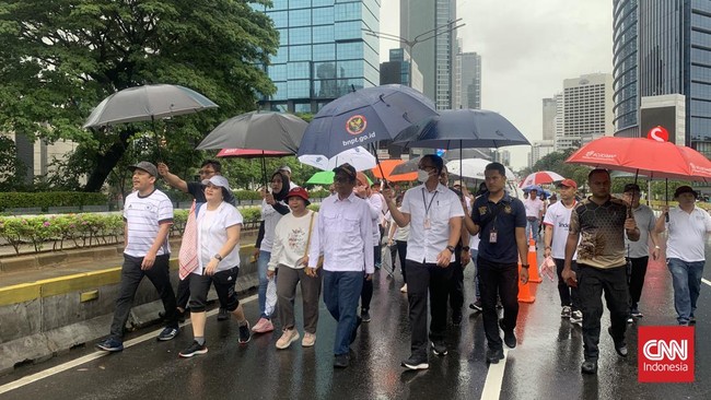 Komnas HAM RI menggelar aksi pawai untuk mendorong percepatan pengesahan RUU Perlindungan Pekerja Rumah Tangga (PPRT) di Jakarta, Minggu (12/1).