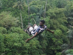 4 Wisata Swing di Badung, Ayunan Ekstrem di Atas Lembah Ayung