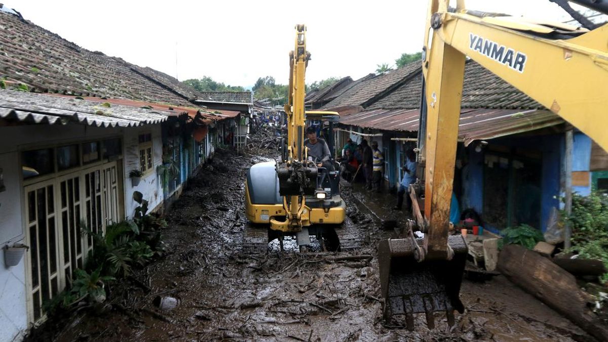 Banjir Bandang Bondowoso: Puluhan Rumah, Sekolah, Musala Rusak