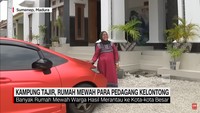 <p>Salah satu warga Kampung Taji, Atik sudah bertahun-tahun tinggal di desa tersebut. "Saya tinggal di sini 20 (sudah) tahun lah. Rumah ini 3 tahun baru selesai. Ini ongkosnya doang Rp700 juta, ongkosnya saja," ungkap Atik, salah satu penduduk Kampung Tajir. (Foto: YouTube CNN Indonesia)</p>