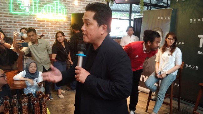 Calon Ketua Umum PSSI Erick Thohir mengatakan siapapun yang terpilih sebagai pengurus dalam Kongres Luar Biasa (KLB) jangan mencari makan di PSSI.