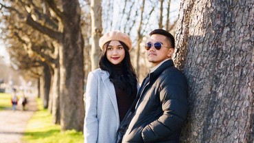 img-title Pamer Chat, Erina Gudono Bongkar Sifat Asli Kaesang Pangarep Usai Menikah