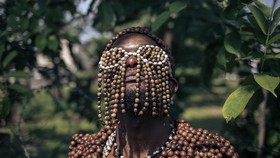 FOTO: La Sape, Aliran Gaya Dandy Mewah Pria-pria Kongo