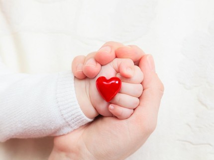 5 Mitos Tentang Anak yang Lahir Bertepatan di Hari Valentine 14 Februari