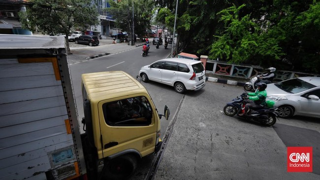 Ada solusi yang bisa diterapkan untuk menghasilkan kendaraan rendah emisi agar tidak menyebabkan polusi.