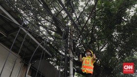 Pemprov DKI Diminta Segera Bereskan Kabel Fiber Optik Semrawut