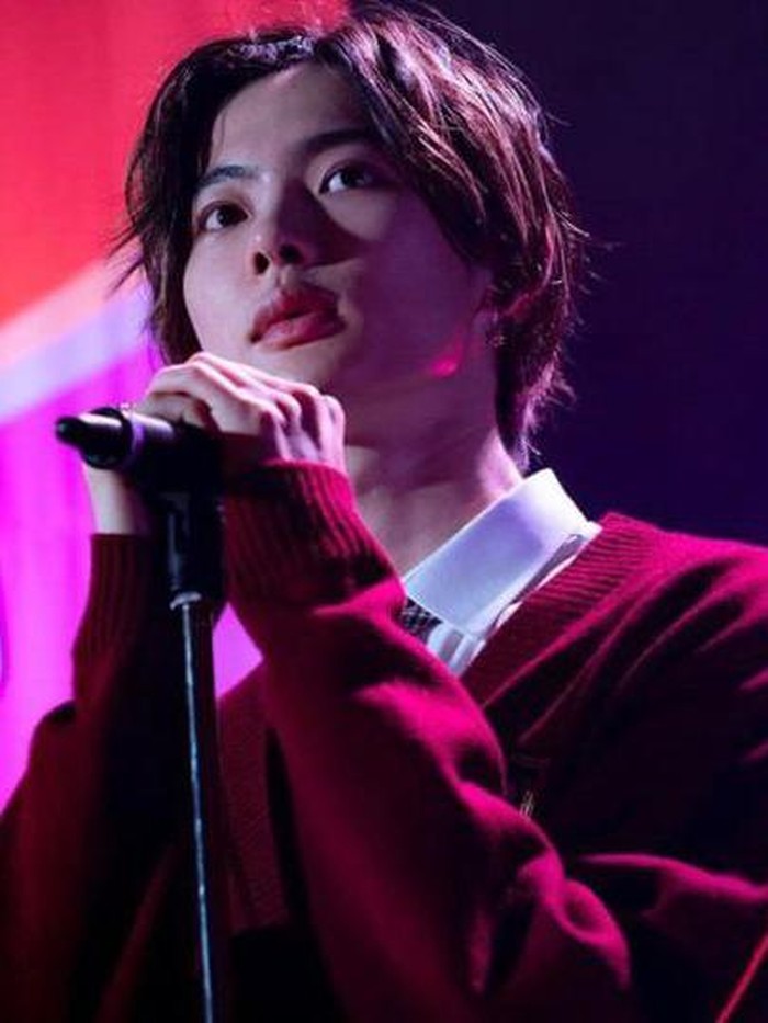 Pertemuannya dengan staff YG sangat unik, dimana Noa direkrut ketika sedang mengunjungi sebuah salon di Jepang./ foto: instagram.com/n_o_a_3_