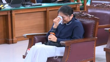 img-title Banding Ditolak, Putri Candrawathi Tetap Divonis 20 Tahun Penjara