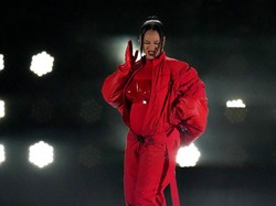 Beyonce Jadi Alasan Rihanna Belum Rilis Album Baru Setelah 8 Tahun?