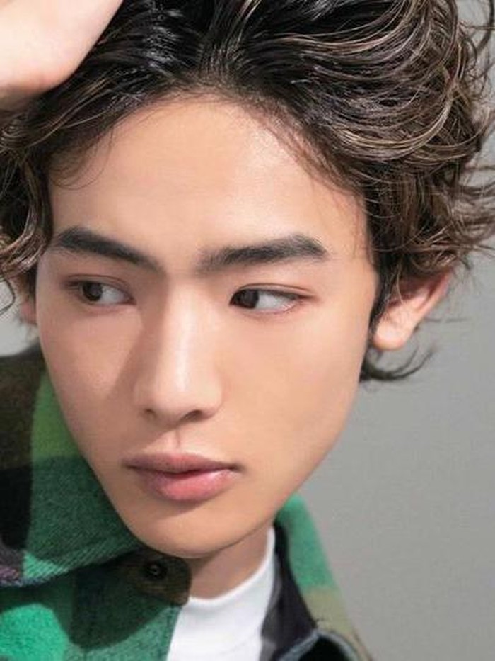 Sebelum resmi debut solo, Noa dikenal sebagai trainee di YG Entertainment./ foto: instagram.com/n_o_a_3_