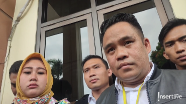 img-title Anak Dibawa Daus Mini Usai Pisah Rumah, Shelvie Hana: Aku Pengin Ketemu