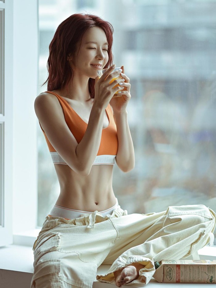Tak hanya itu saja, Choa juga mengunggah foto Body Profile. Yup, sebuah trend baru di Korea, dimana mereka mengambil foto tubuh ideal dengan kualitas studio./ Foto: instagram.com/queenchoa_