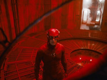 Batman Keaton, Clooney, dan Kejutan Paling Menyenangkan The Flash