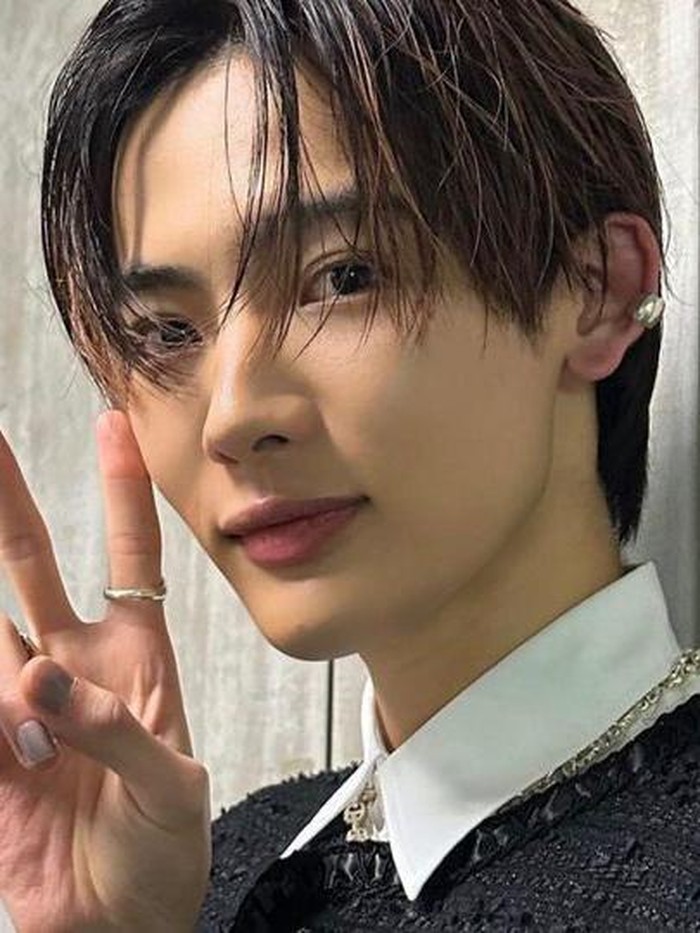 Tidak pantang menyerah, tahun 2019 Noa berhasil di bawah naungan Amuse Inc, yang membawa namanya menjadi salah satu solois populer di Jepang saat ini. Sukses selalu untuk Noa!/ foto: instagram.com/n_o_a_3_