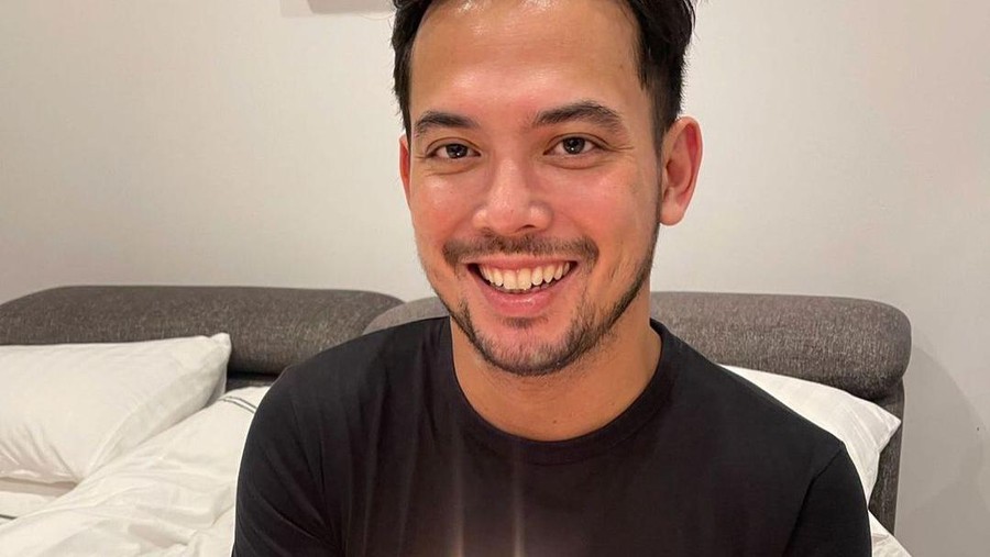 Acara makan malam ulang tahun Adilla Dimitri.