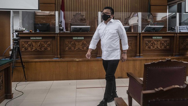 Pengadilan Tinggi DKI Jakarta menanggapi protes terdakwa Ferdy Sambo atas vonis 1,5 tahun penjara Richard Eliezer dalam kasus pembunuhan Brigadir J.