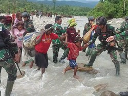 5 Hari Jalan Kaki, 167 Warga Distrik Paro di Nduga Dievakuasi Pascateror KKB