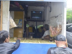 Warga Bandung Geregetan Saat Nobar Sidang Vonis Ferdy Sambo
