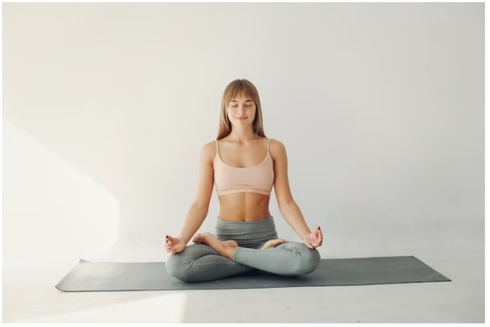 Yoga/Foto:freepik/prostooleh