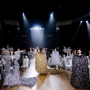 Terinspirasi Peri, Ini 6 Hal Paling Curi Perhatian dari Peragaan Rodarte di New York Fashion Week
