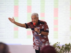 Ganjar Minta 17 Bupati Segera Sinkronkan Data Kemiskinan