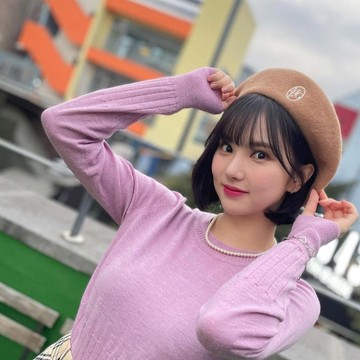 img-title 5 Gaya Feminin ala Eunha VIVIZ yang Cocok untuk Kencan Bareng Pacar