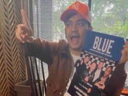 Indra Bekti Bahagia Bukan Main Jadi MC Konser BLUE Hari Ini