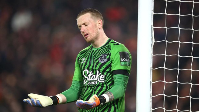 Manchester United dikabarkan mengincar Jordan Pickford andai David de Gea hengkang ke klub lain pada akhir musim ini.