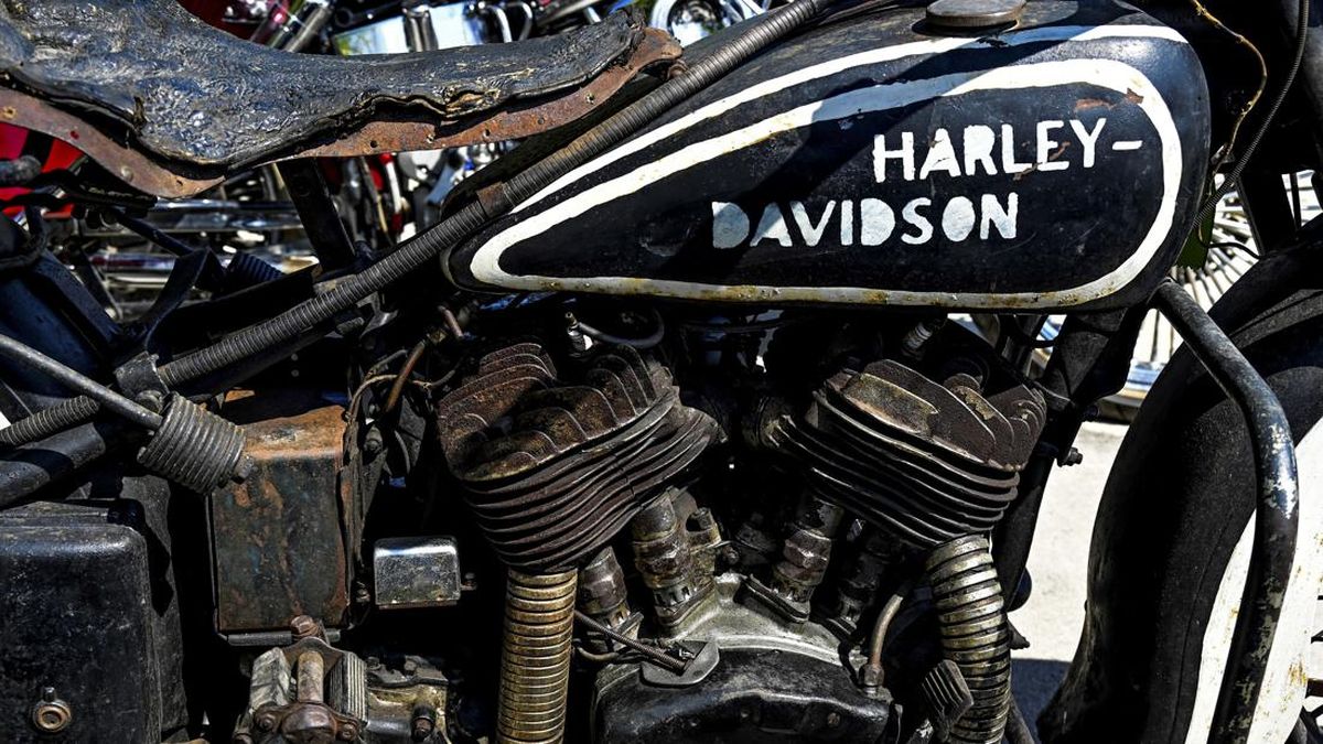 Kejagung Lelang Motor Harley Kasus TPPU Judi Online, Laku Rp901 Juta