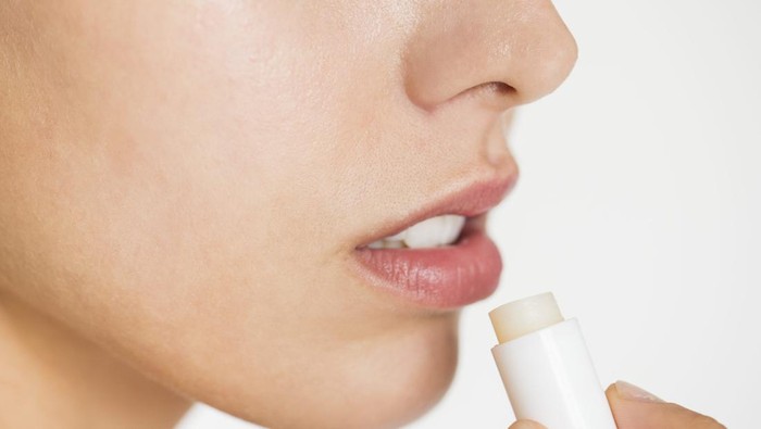 BeauPicks: 5 Rekomendasi Lip Balm dengan SPF yang Wajib Dimiliki untuk Lindungi Bibir dari Sinar Matahari, Mulai Rp20 Ribuan! BeauPicks: 5 Rekomendasi Lip Balm dengan SPF yang Wajib Dimiliki untuk Lindungi Bibir dari Sinar Matahari, Mulai Rp20 Ribuan!
