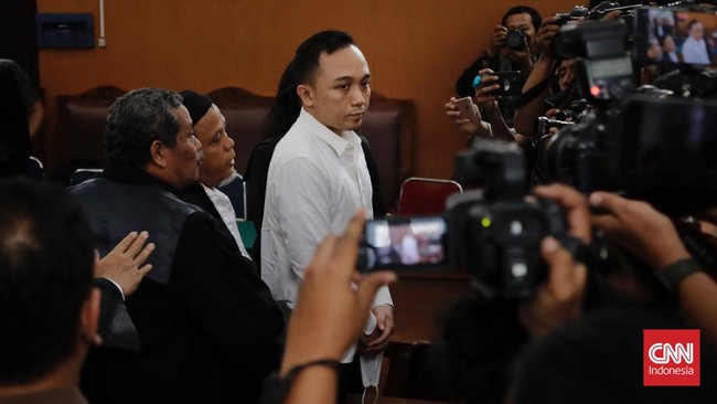 (PN) Jakarta Selatan telah menerima permohonan kasasi Ricky Rizal atas putusan banding yang menguatkan vonis 13 tahun bui.