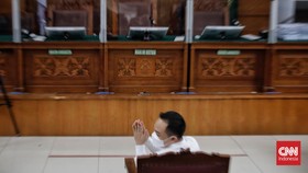 FOTO: Vonis 13 Tahun Bui untuk Ricky Rizal dalam Kasus Brigadir J