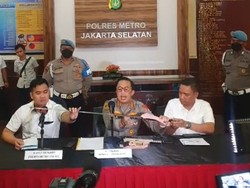 Pedang Anggar Giorgio untuk Rusak Brio di Senopati Dibeli dari Luar Negeri
