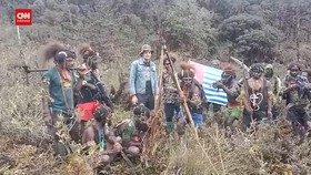 VIDEO: Penampakan Pilot Susi Air yang Jadi Sandera Kelompok OPM