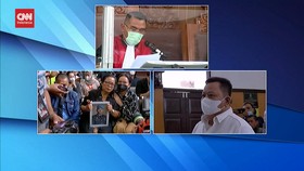 VIDEO: Hakim Jatuhkan Vonis 15 Tahun Penjara ke Kuat Maruf
