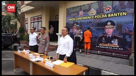 VIDEO: Polisi Tangkap Bandar Narkoba Yang Gunakan Mobil Plat Merah