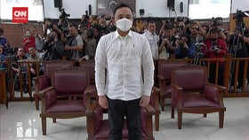 VIDEO: Ricky Rizal Eks Ajudan Sambo Divonis Hakim 13 Tahun Penjara