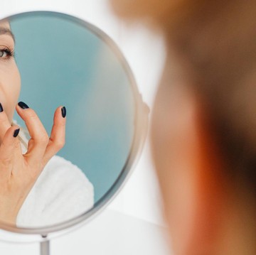 img-title 7 Cara Sederhana untuk Menenangkan Bibir Pecah-pecah
