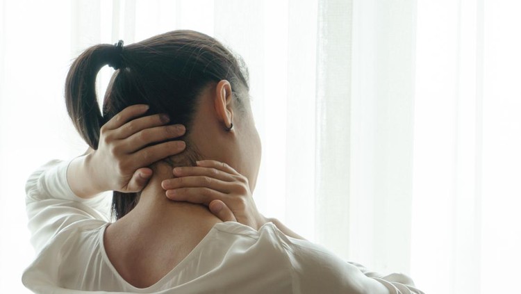 neck shoulder injury painful woman suffer from working healthcare and medicine recovery concept