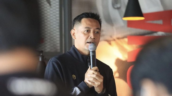 Doni Setiabudi atau kerap disapa 'Jalu' tampil dalam pertarungan posisi Ketua Umum PSSI pada Kongres Luar Biasa, Kamis (16/2).