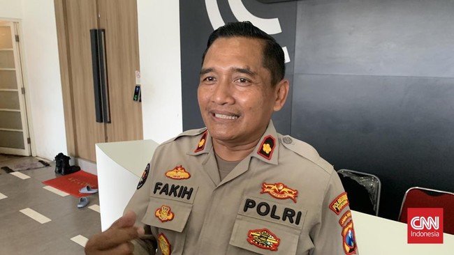 Humas Polrestabes Surabaya mengatakan anggota Brimob yang bertugas di sidang Tragedi Kanjuruhan Malang adalah BKO dari Polda Jatim.
