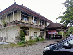 Tersangka Korupsi Dana Hibah Pilbup Badung Masih Masuk Kerja!