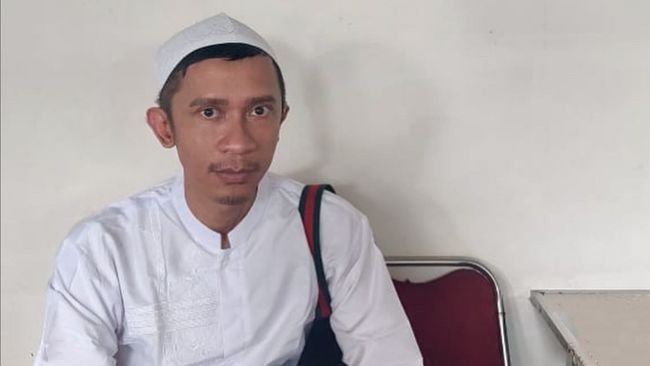 Aming mengunggah beberapa foto yang menunjukkan penampilan barunya di Instagram dalam beberapa hari terakhir dan dipuji banyak orang.