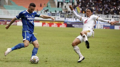 Marc Klok Sebut Pembatasan Pemain Naturalisasi Bentuk Diskriminasi Gelandang Timnas Indonesia, Marc Klok, merespons rencana PSSI yang ingin membatasi pemain naturalisasi di klub Liga 1 dan Liga 2 menjadi hanya satu pemain.
