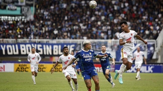 Setelah terpilih sebagai Ketua Umum PSSI, langkah Erick Thohir menyelesaikan setumpuk masalah yang dimiliki PSSI ditunggu banyak pihak.
