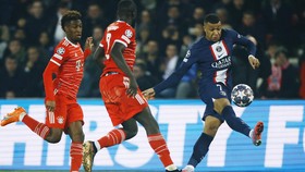 2 Momen Mbappe Bikin Bek Lawan 'Keringat Dingin' di PSG vs Bayern